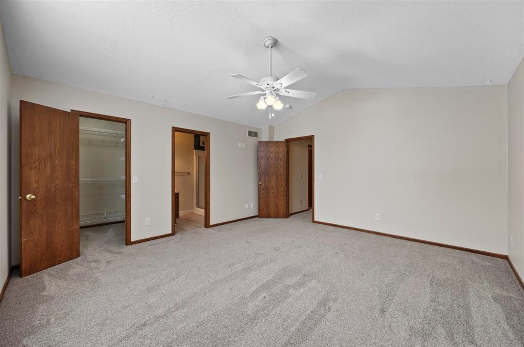 3010 Meadow Glen Street Marion IA 52302