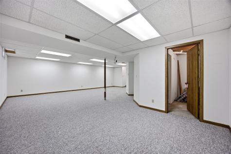3180 24th Avenue Marion IA 52302