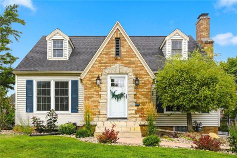 241 23rd Street Drive SE Cedar Rapids IA 52403