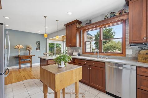 241 23rd Street Drive SE Cedar Rapids IA 52403