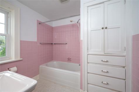 2445 5th Avenue SE Cedar Rapids IA 52403