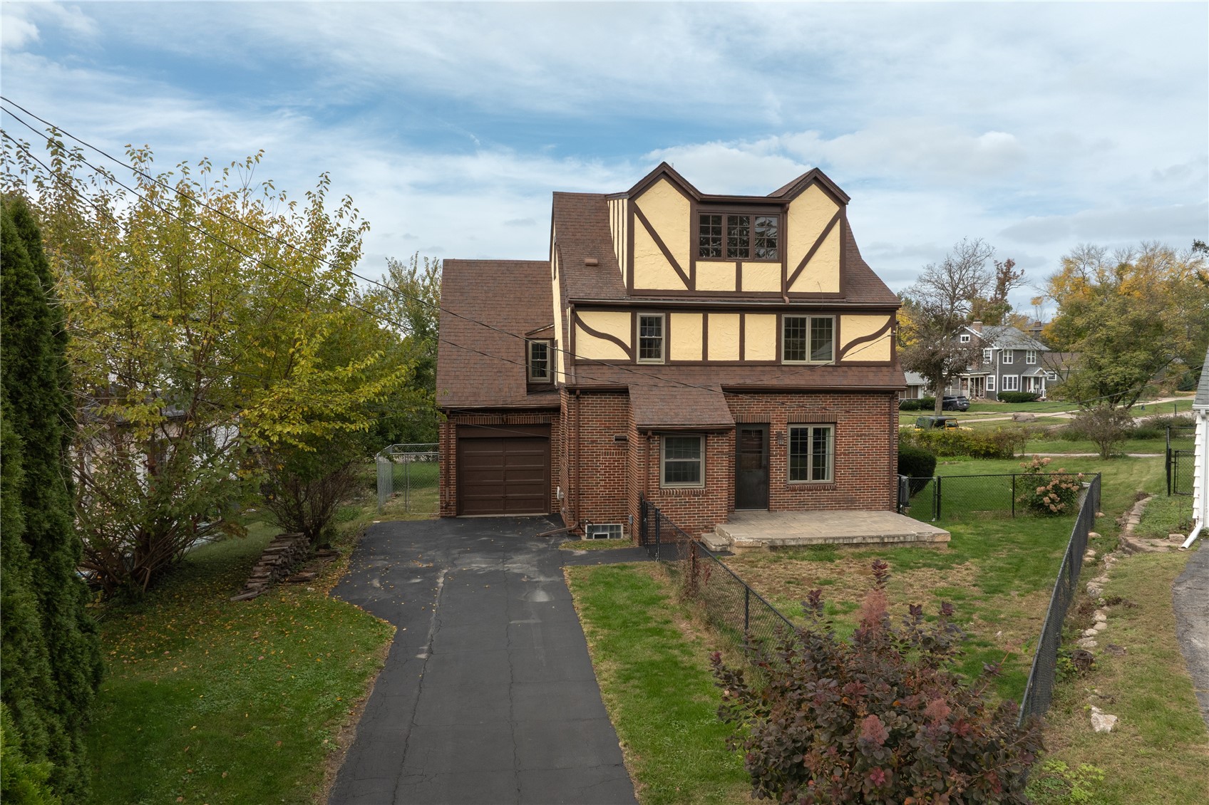 2445 5th Avenue SE Cedar Rapids IA 52403