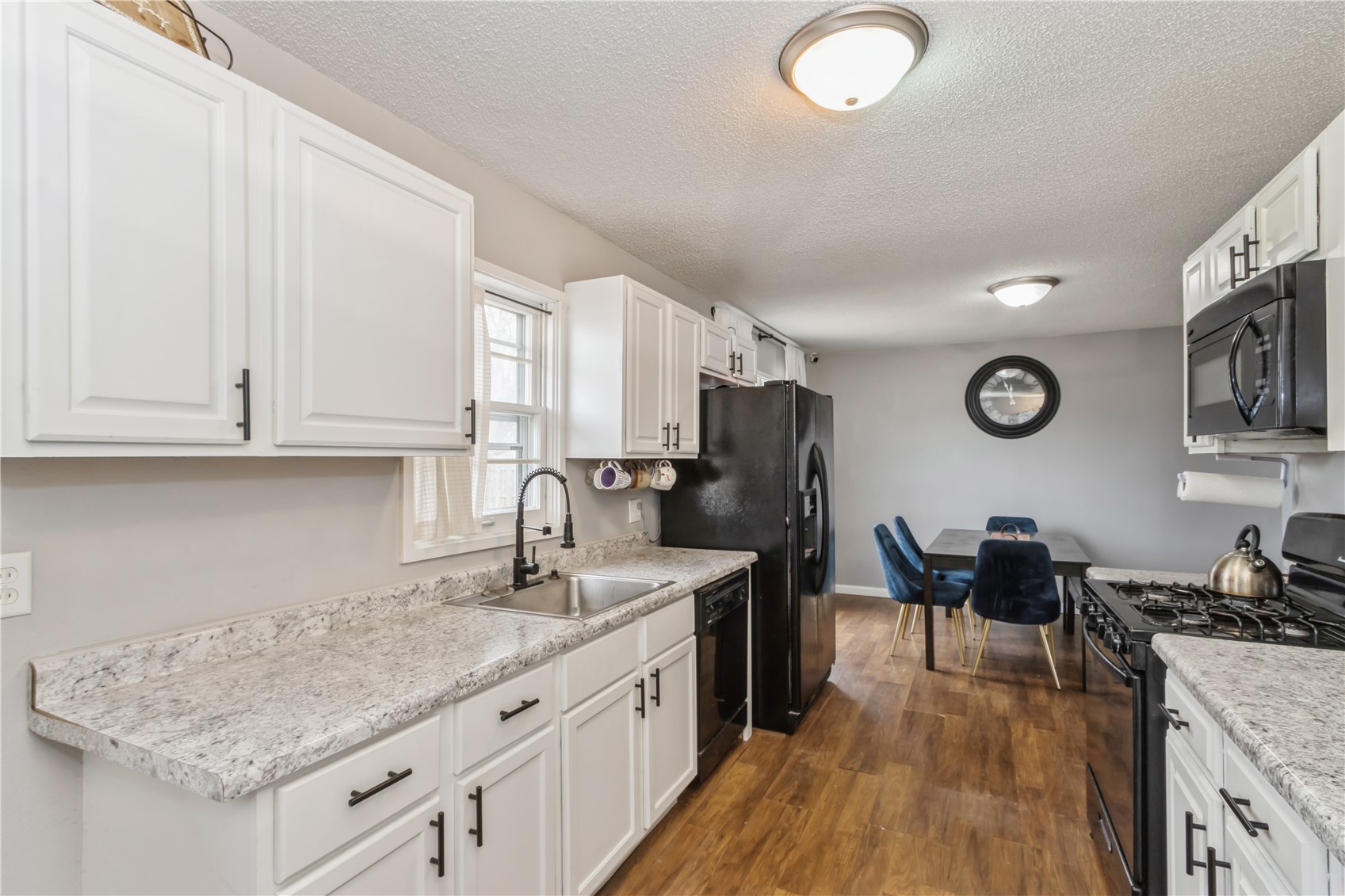 281 Jacolyn Drive NW Cedar Rapids IA 52405