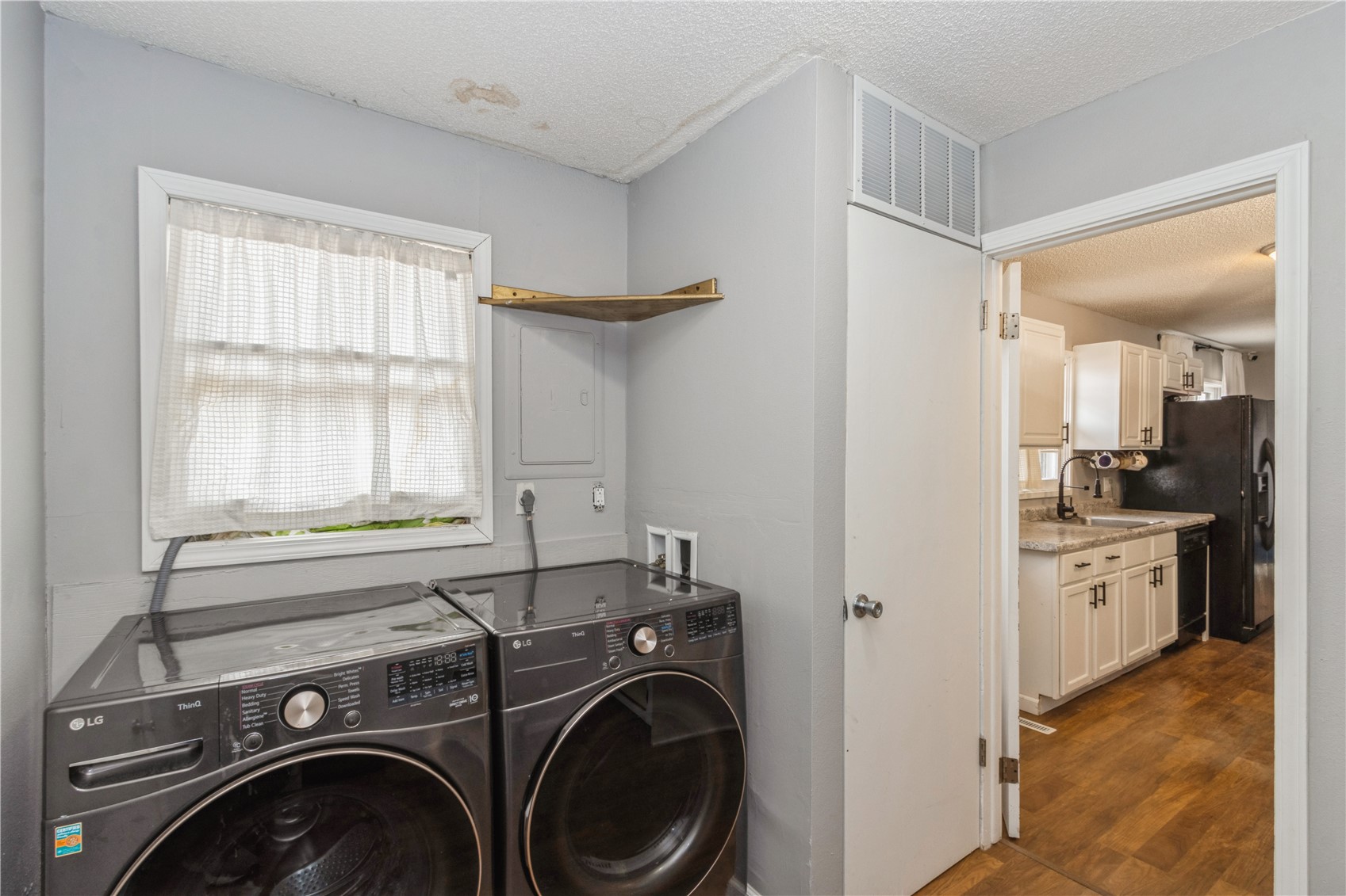 281 Jacolyn Drive NW Cedar Rapids IA 52405