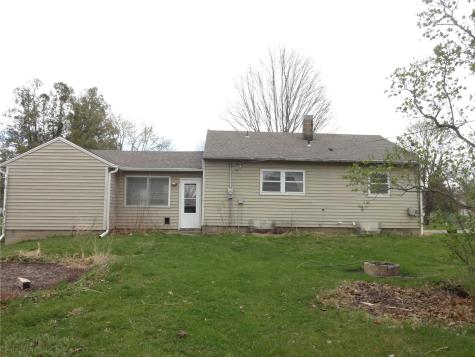 831 Western Avenue Marengo IA 52301