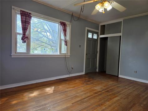 831 Western Avenue Marengo IA 52301