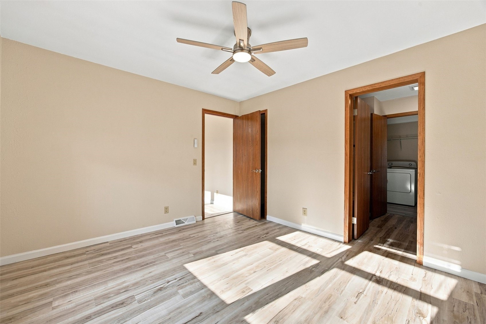 100 Clinton Street Palo IA 52324
