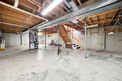 100 Clinton Street Palo IA 52324