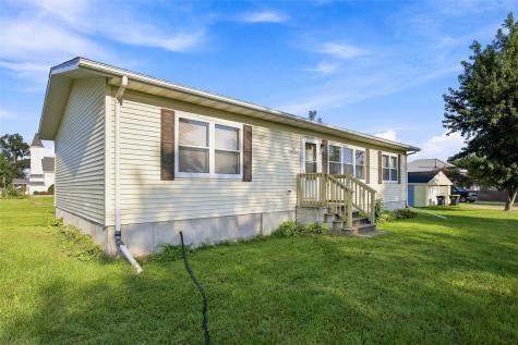 100 Clinton Street Palo IA 52324