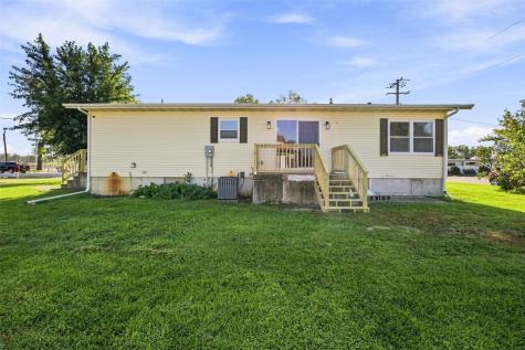 100 Clinton Street Palo IA 52324