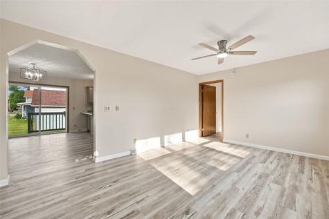 100 Clinton Street Palo IA 52324