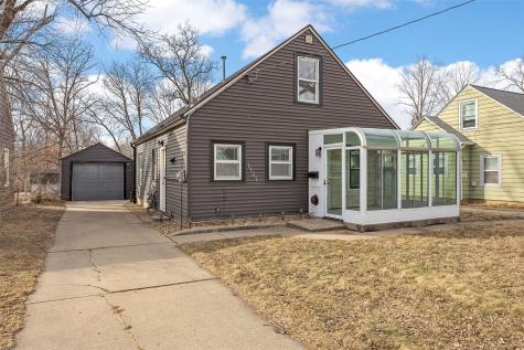 1121 23rd Street SE Cedar Rapids IA 52403
