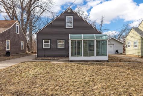 1121 23rd Street SE Cedar Rapids IA 52403