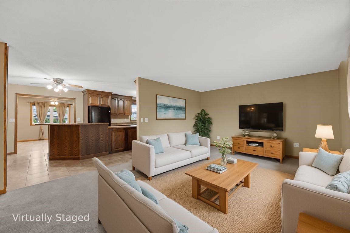401 Denise Drive Palo IA 52324
