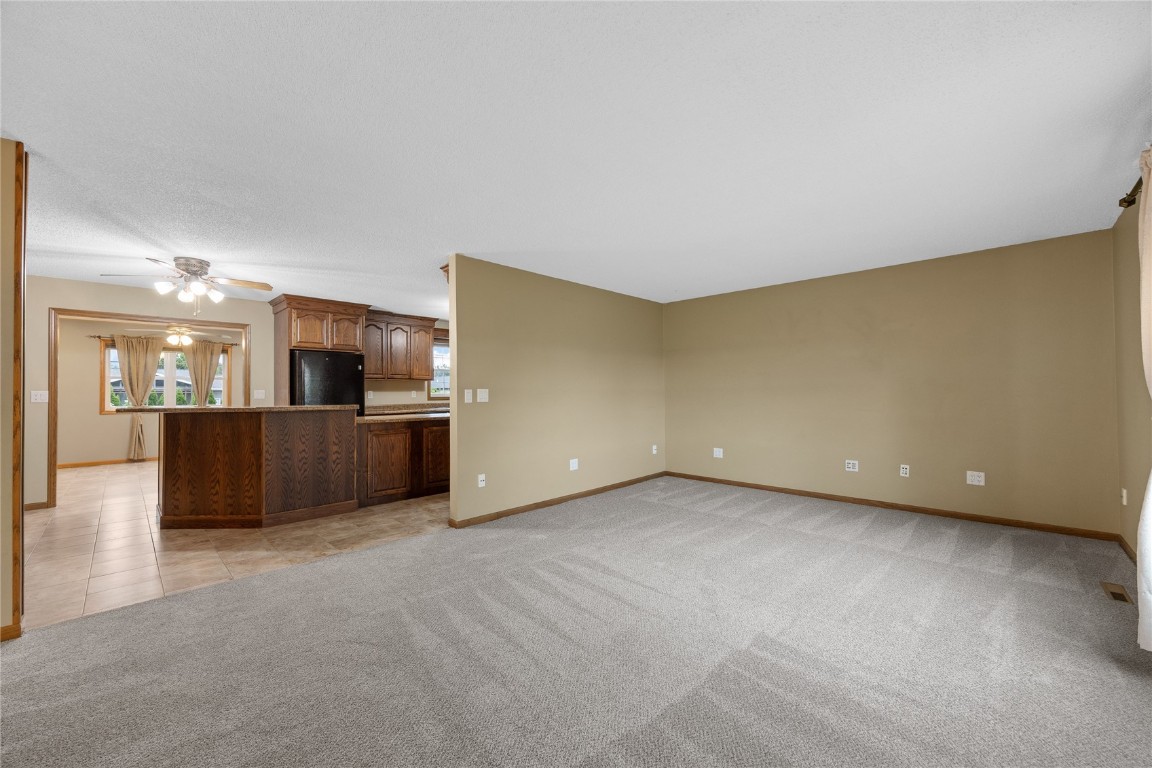 401 Denise Drive Palo IA 52324