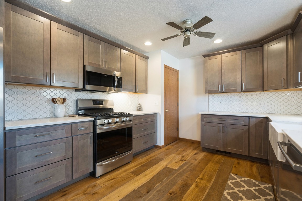705 Deerfield Drive Marion IA 52302