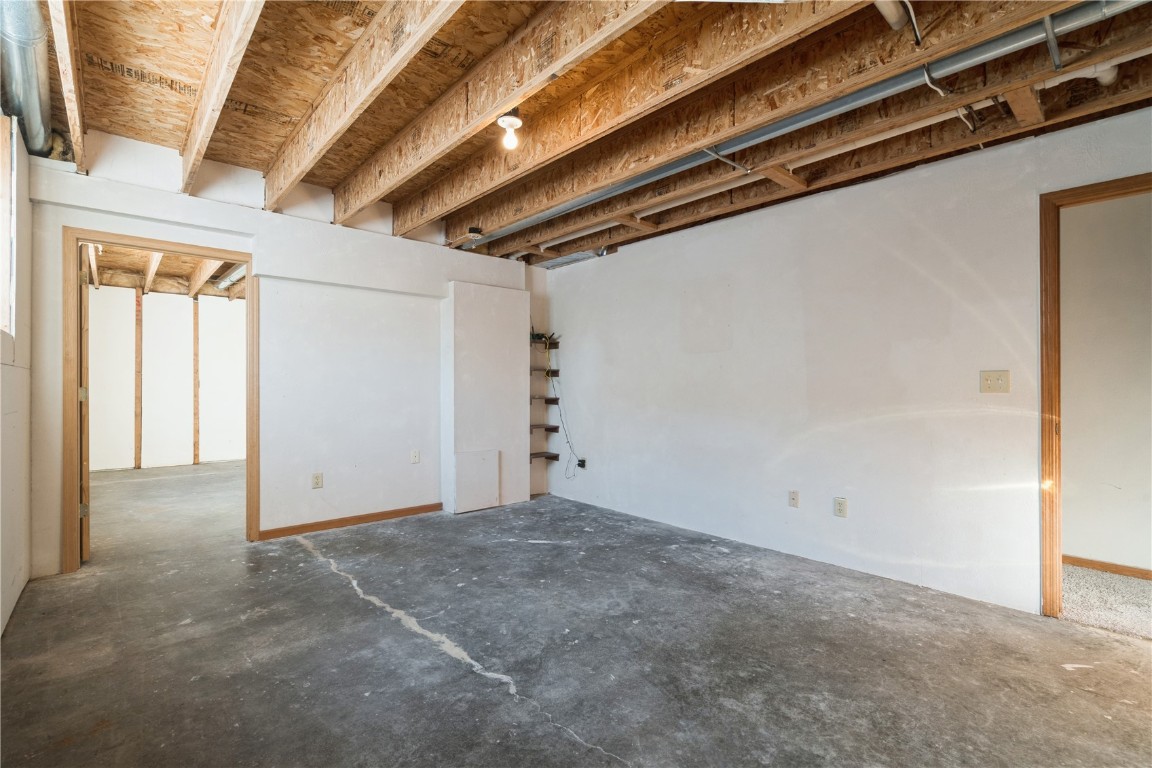 705 Deerfield Drive Marion IA 52302