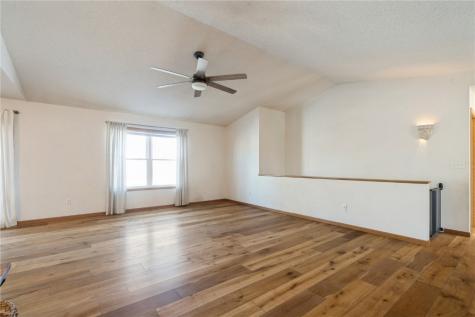 705 Deerfield Drive Marion IA 52302