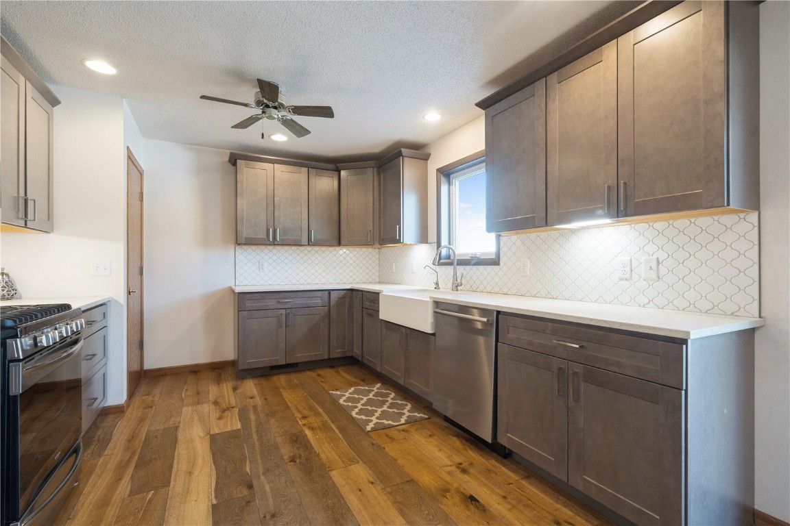 705 Deerfield Drive Marion IA 52302