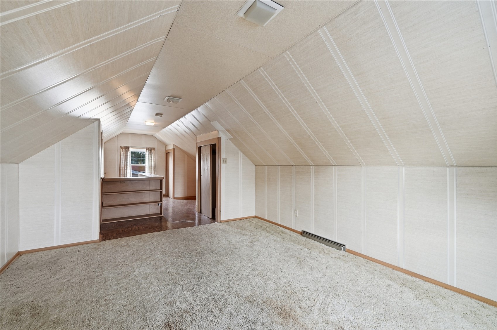 3712 Center Point Road NE Cedar Rapids IA 52402