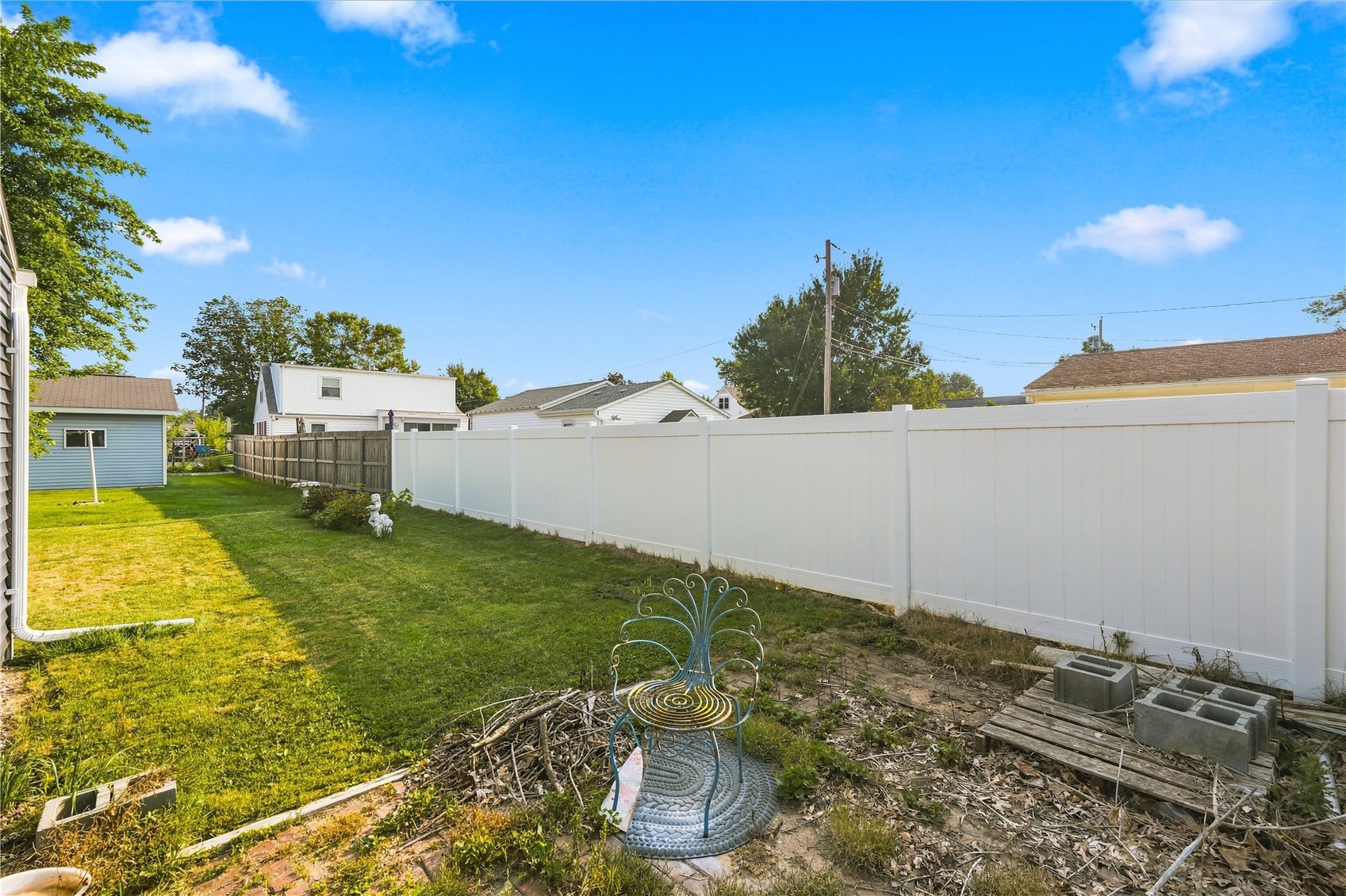 3712 Center Point Road NE Cedar Rapids IA 52402