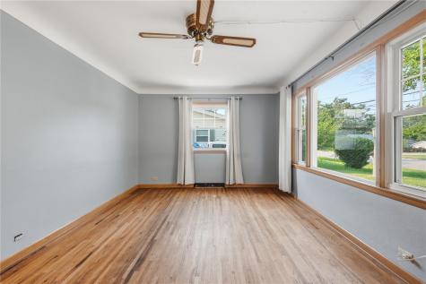 3712 Center Point Road NE Cedar Rapids IA 52402
