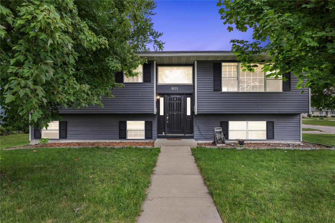 601 24th Street NW Cedar Rapids IA 52405