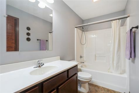 1235 N Street SW Cedar Rapids IA 52404