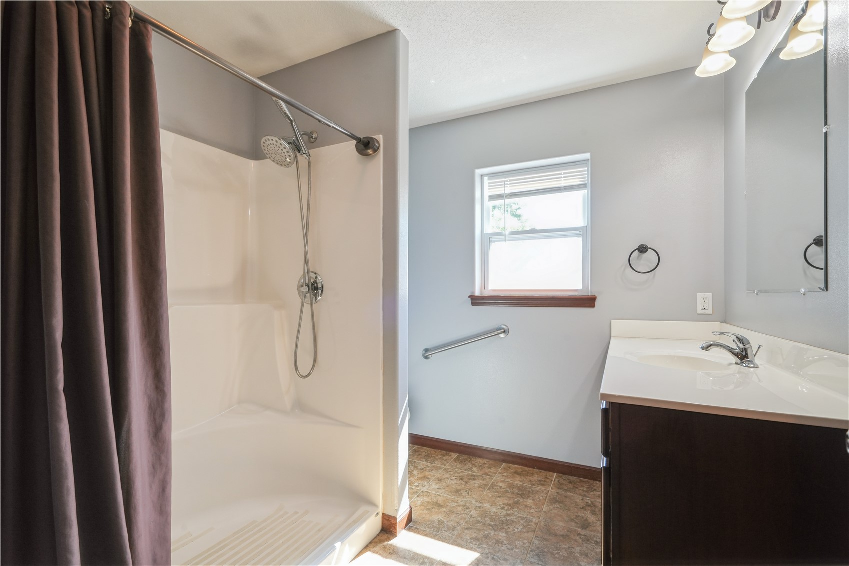 1235 N Street SW Cedar Rapids IA 52404