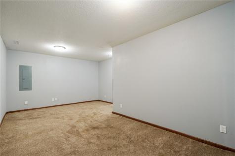 1235 N Street SW Cedar Rapids IA 52404