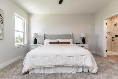 8750 Yeager Lane NE Cedar Rapids IA 52402