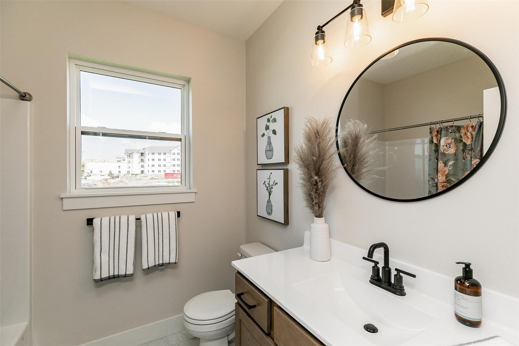 8750 Yeager Lane NE Cedar Rapids IA 52402