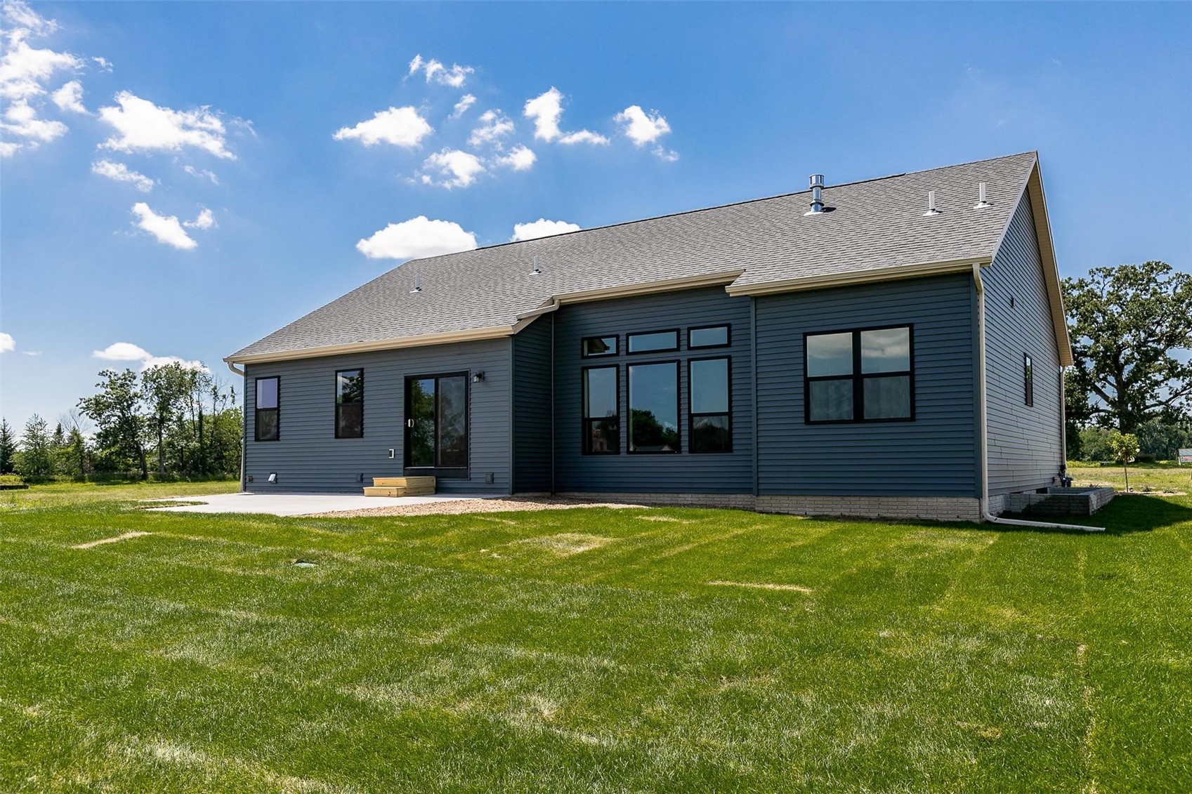8750 Yeager Lane NE Cedar Rapids IA 52402