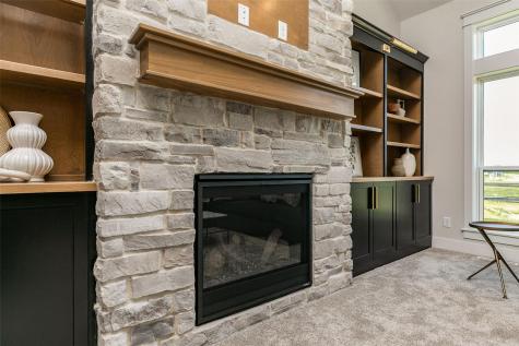 8750 Yeager Lane NE Cedar Rapids IA 52402