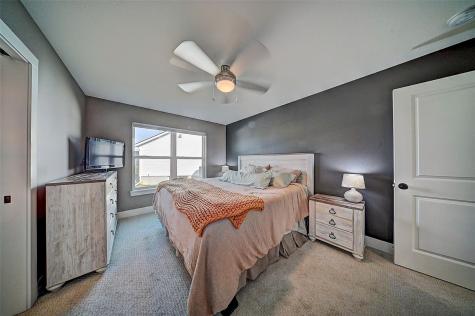 8809 Middlebury Court NE Cedar Rapids IA 52404