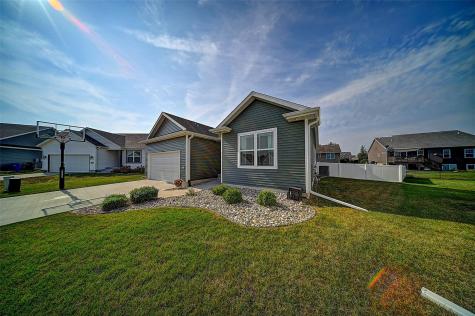 8809 Middlebury Court NE Cedar Rapids IA 52404