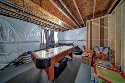 8809 Middlebury Court NE Cedar Rapids IA 52404