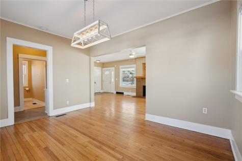 1720 Bever Avenue SE Cedar Rapids IA 52403