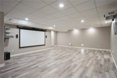 602 Grace Avenue Urbana IA 52345