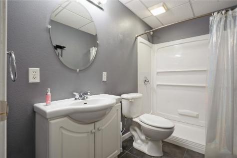 602 Grace Avenue Urbana IA 52345