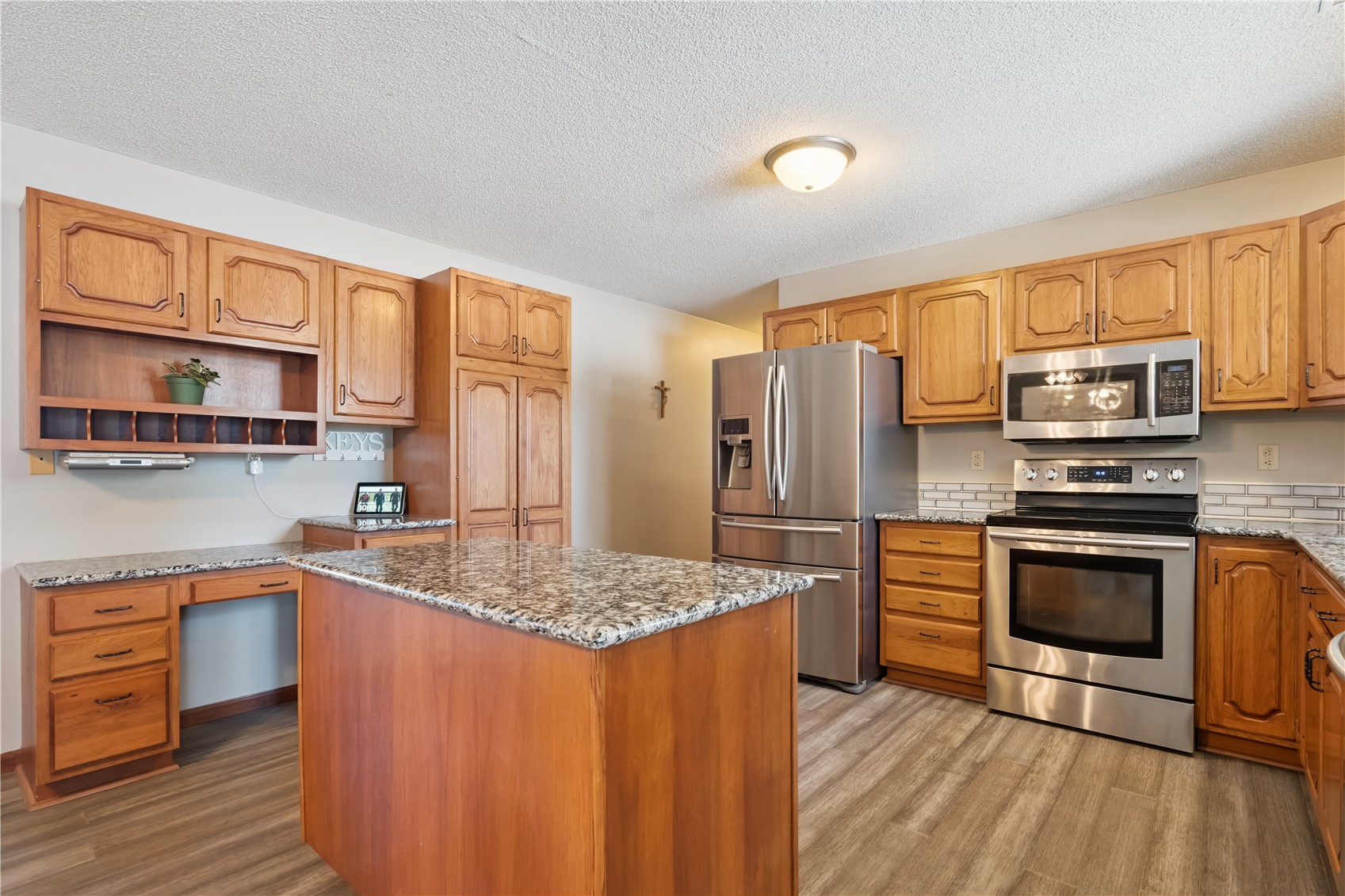 3885 Mohler Road Center Point IA 52213
