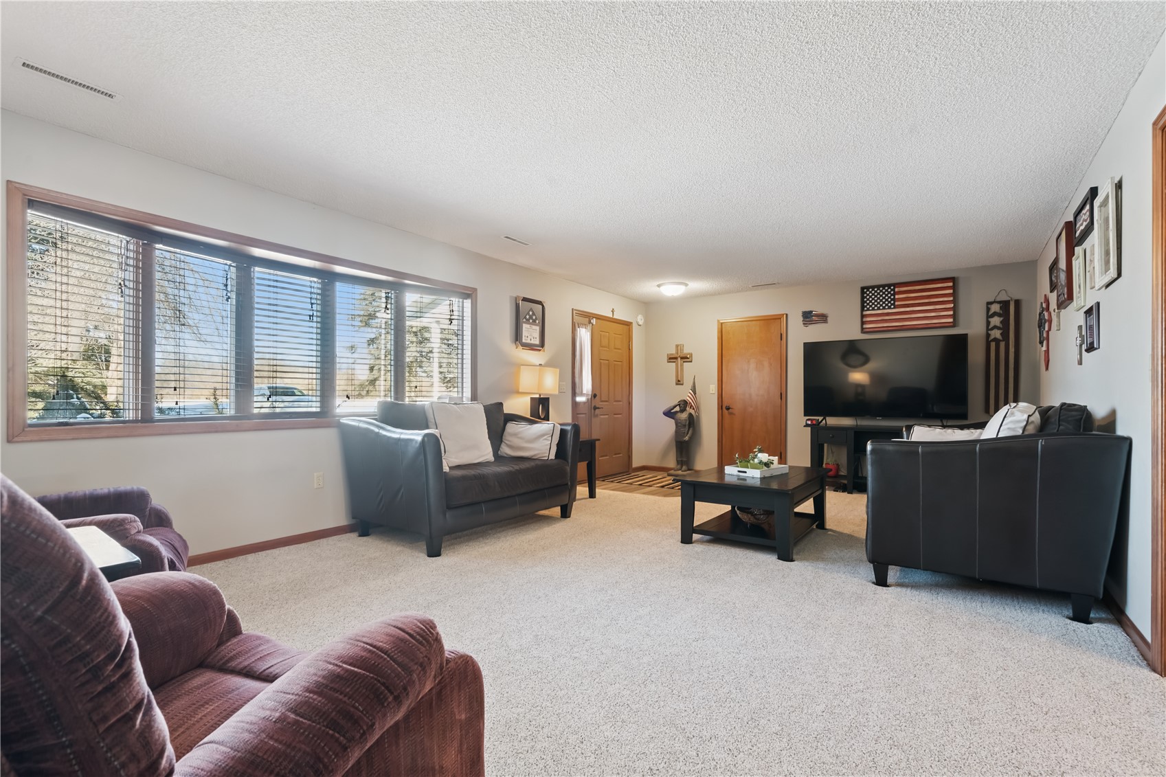 3885 Mohler Road Center Point IA 52213