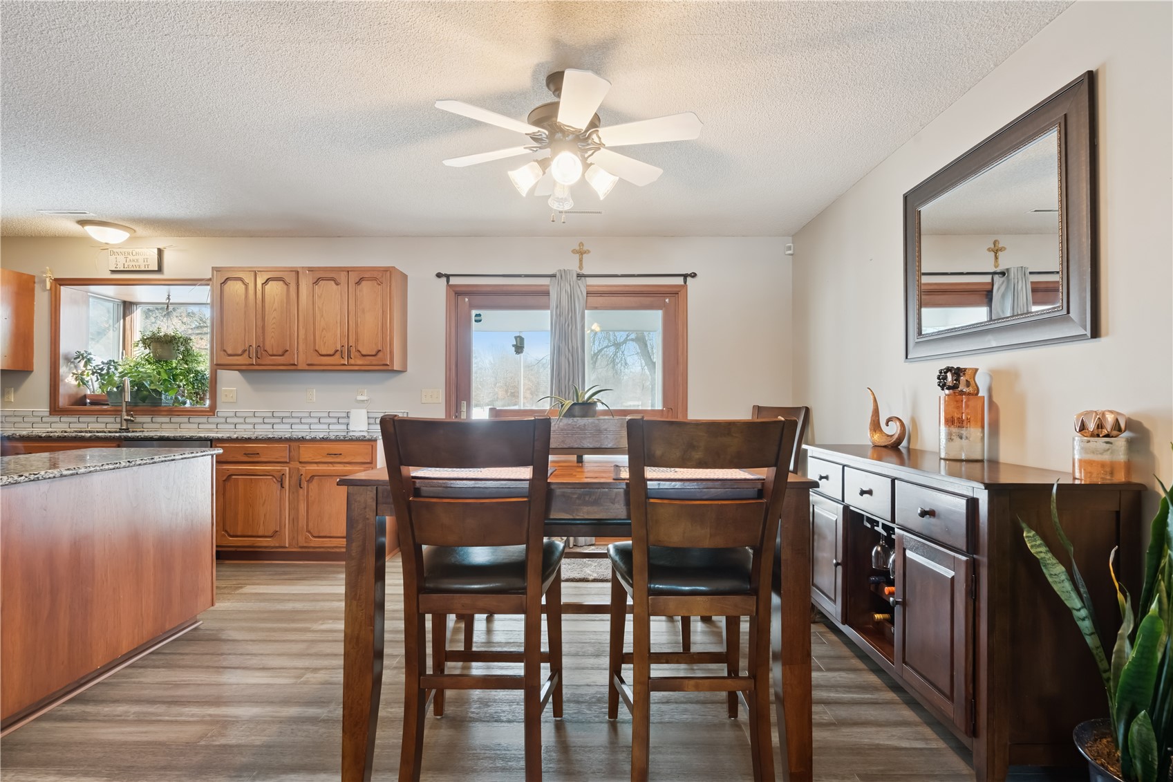 3885 Mohler Road Center Point IA 52213