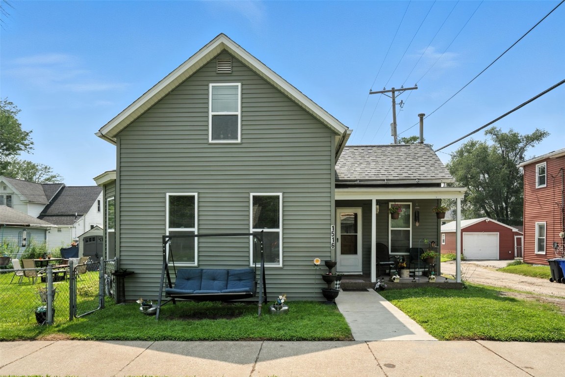 1516 1st Street SW Cedar Rapids IA 52404