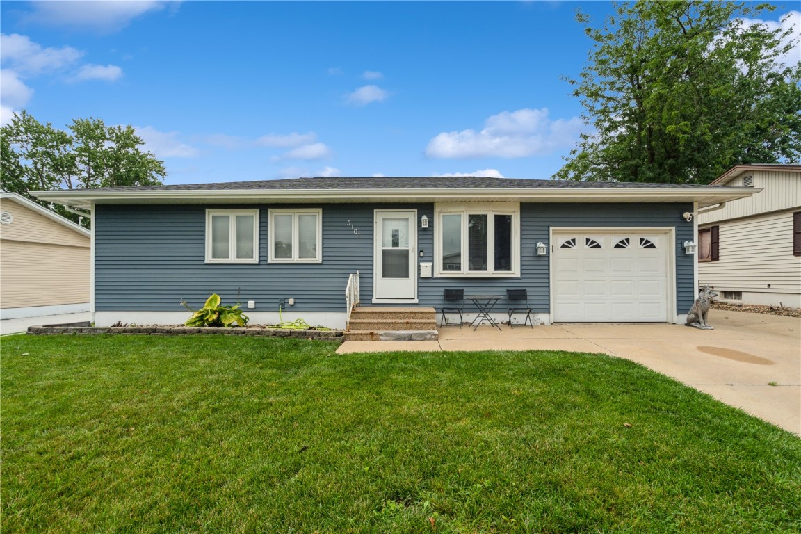 5101 Kesler Road NW Cedar Rapids IA 52405