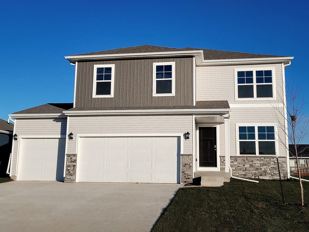 612 Ella Avenue Tiffin IA 52340
