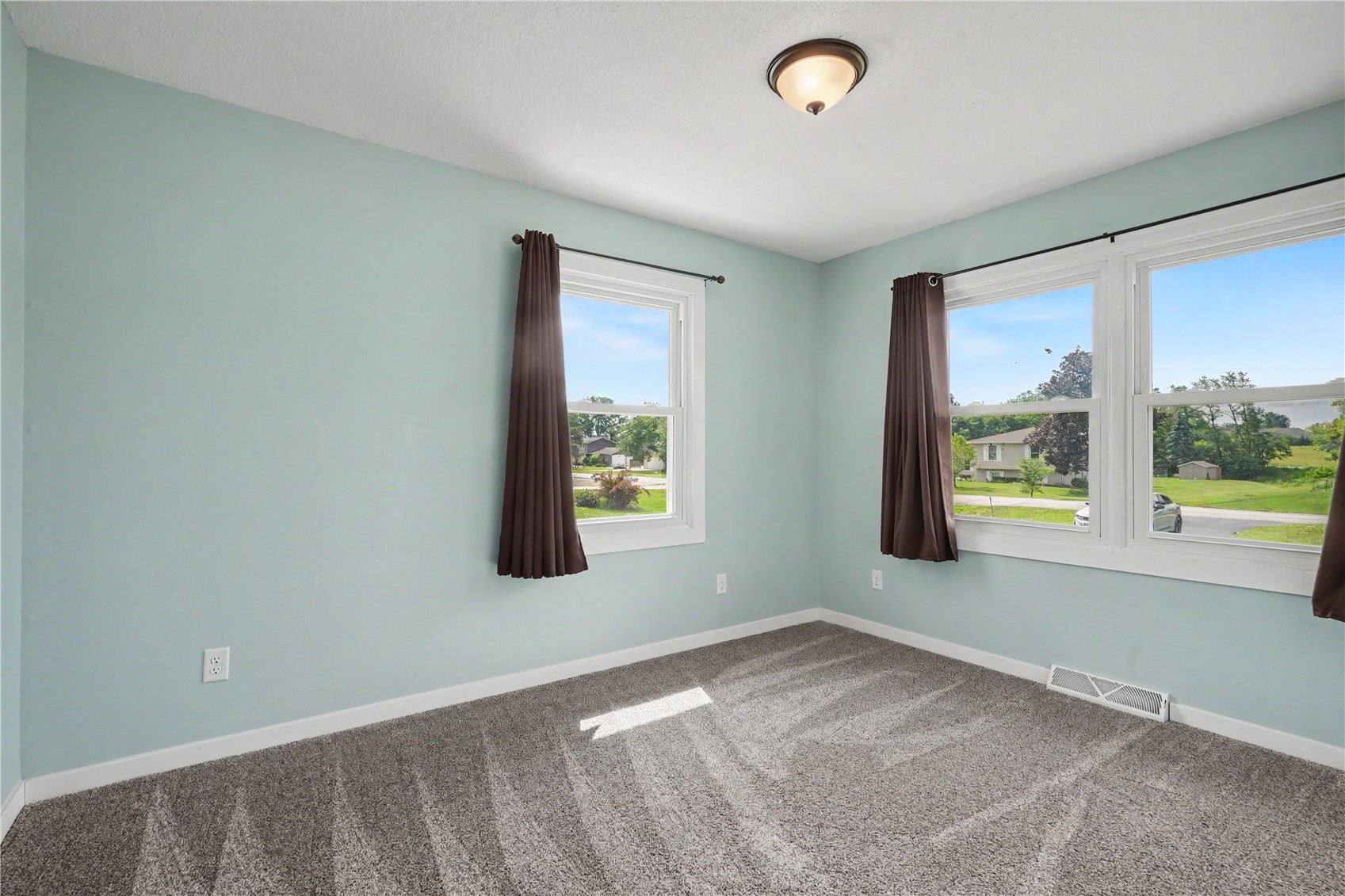 966 Eastview Avenue Marion IA 52302