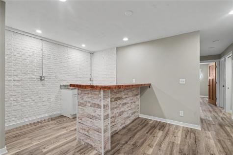 966 Eastview Avenue Marion IA 52302