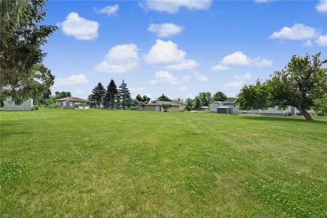 966 Eastview Avenue Marion IA 52302