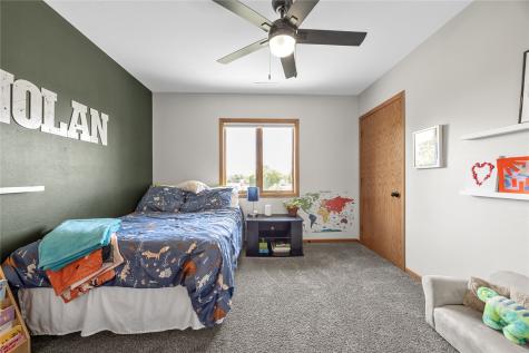 150 W Cemetery Road Fairfax IA 52228